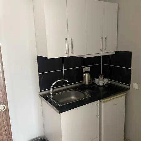 Adres Karaagac アパートホテル エディルネ