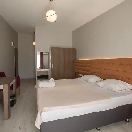 Adres Karaagac アパートホテル エディルネ